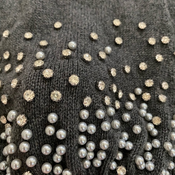 Holiday Top - Picture 3 of 5